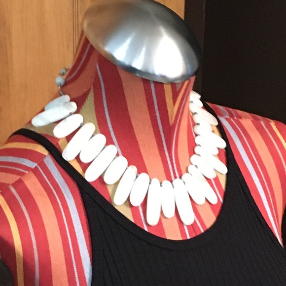 Cleopatra style necklace of varied polished agate - Picture 5 of 8